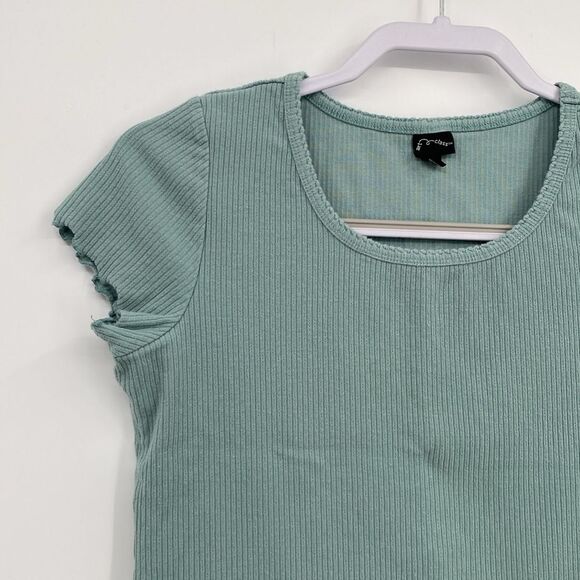 Art Class Girls Fitted Ribbed Shirt Green Ruffle Sleeves Cropped XXL 18 - Picture 2 of 5